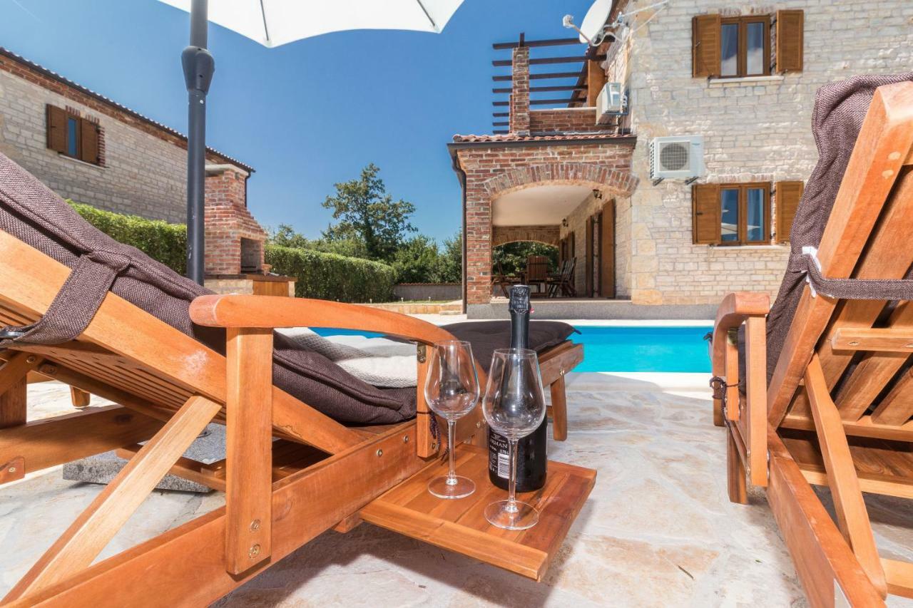 Villa Maja Svetvinčenat Buitenkant foto